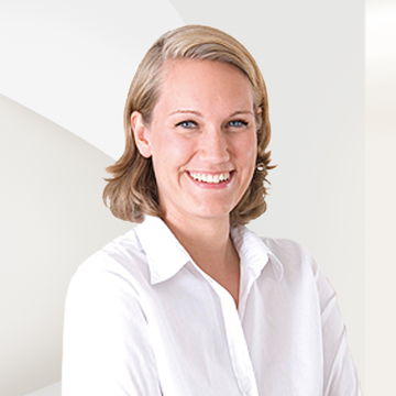 Portrait photo of Nina Fait-Samelke