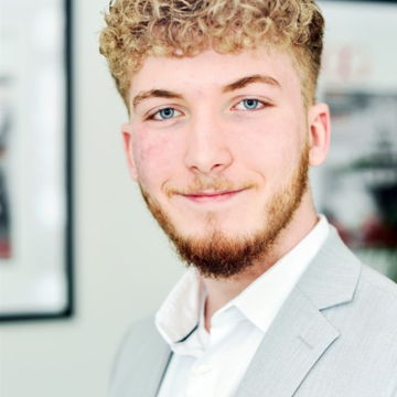 Porträtfoto von Mika Wulf