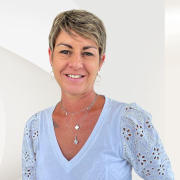 Portrait photo of Jennifer Nokiah
