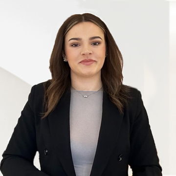 Porträtfoto von Jasmin Knauer