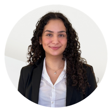 Portrait photo of Jasmin Alkan