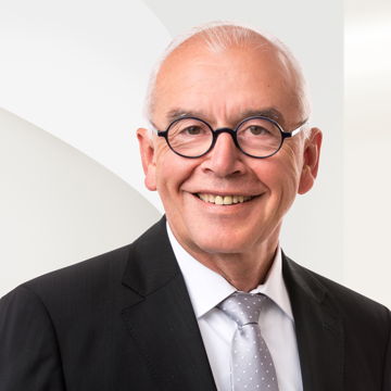 Porträtfoto von Engelbert Faßbender
