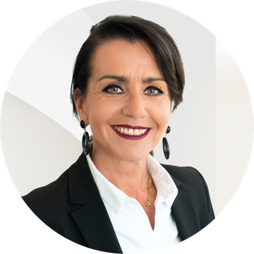 Portrait photo of Silke Peschmann
