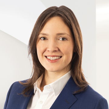 Portrait photo of Rita Ewert