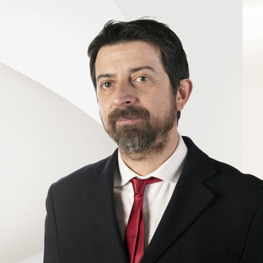 Portrait photo of Oliver Truscelli