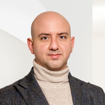 Portrait photo of Davide Carcagnolo