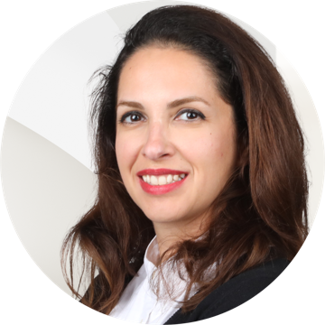 Porträtfoto von Anahita Dashti