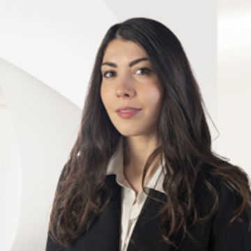 Portrait photo of Carolina Bolla