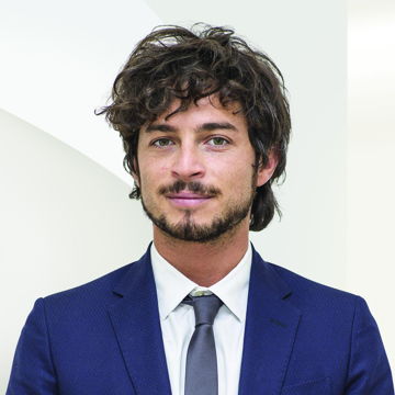 Portrait photo of Lorenzo Zacchiroli