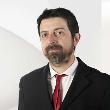 Portrait photo of Oliver Truscelli