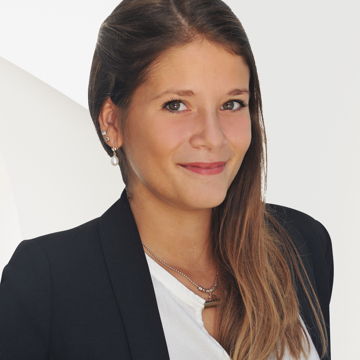 Portrait photo of Sabrina Taroni