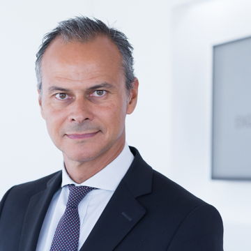 Foto de retrato de Gustavo Soares