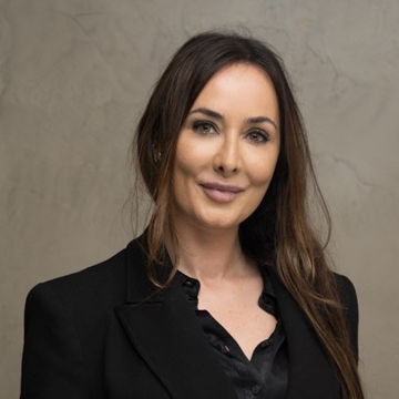 Portrait photo of Marta Durão