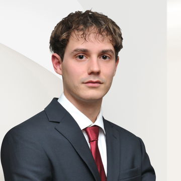 Portrait photo of Luca Casati