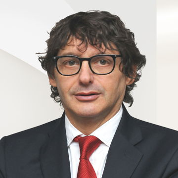 Portrait photo of Michele Torres