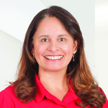 Portrait photo of Ana Kelly Nobrega